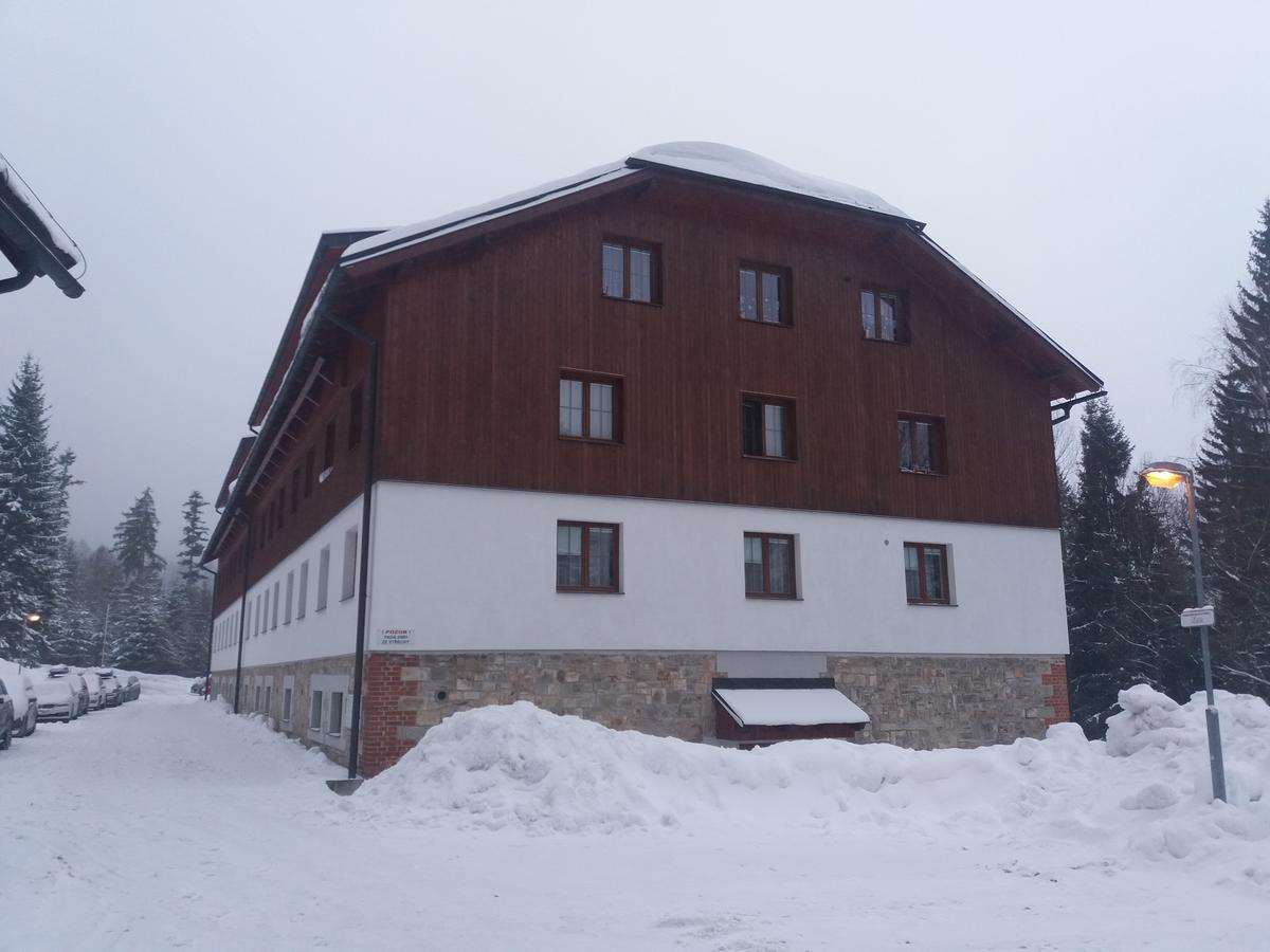 Apartman Spicak Sruby Dış mekan fotoğraf